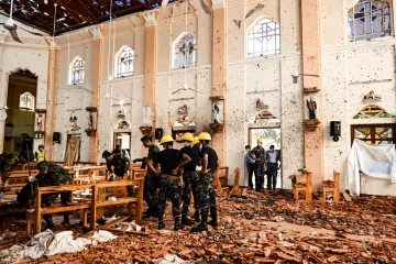 පාස්කු ප්‍රහාරයේ සැඟවුණු කුමන්ත්‍රණ හෙළි කරගන්න රජයෙන් දැවැන්ත මෙහෙයුමක්