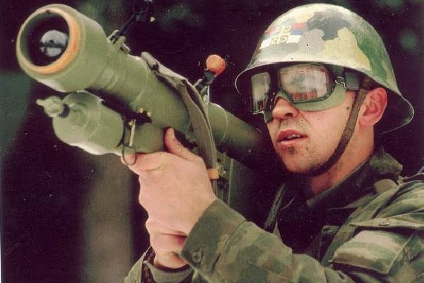 அப்பாவி மக்களைச் சுட்டுக் கொன்று ரசிக்க பெருந்தொகை செலுத்திய சுற்றுலாப் பயணிகள் | Tourists Paid Shoot Innocent People