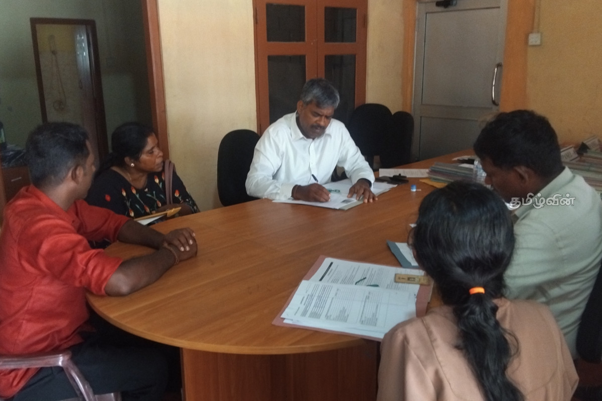 கிளிநொச்சியில் காணாமல் ஆக்கப்பட்டவர்கள் தொடர்பிலான சாட்சியங்களின் பதிவுகள் முன்னெடுப்பு | Records Of Testimonies Regarding The Disappeared