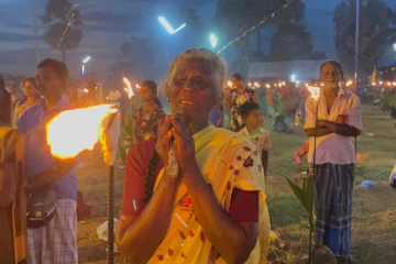 மன்னார் ஆட்காட்டிவெளி மாவீரர் துயிலும் இல்லத்தில் மாவீரர் தின நினைவேந்தல் (Photos)