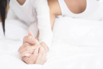 மனைவியுடன் தனிமைக்கு பின் 10 நிமிடத்தில் கணவன் கேட்ட அதிர்ச்சி கேள்வி! ஆடிப்போன குடும்பம்