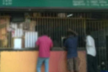 මත්පැන් අලෙවි සැල් වසා දැමීම ගැන විශේෂ දැනුම්දීමක්..!