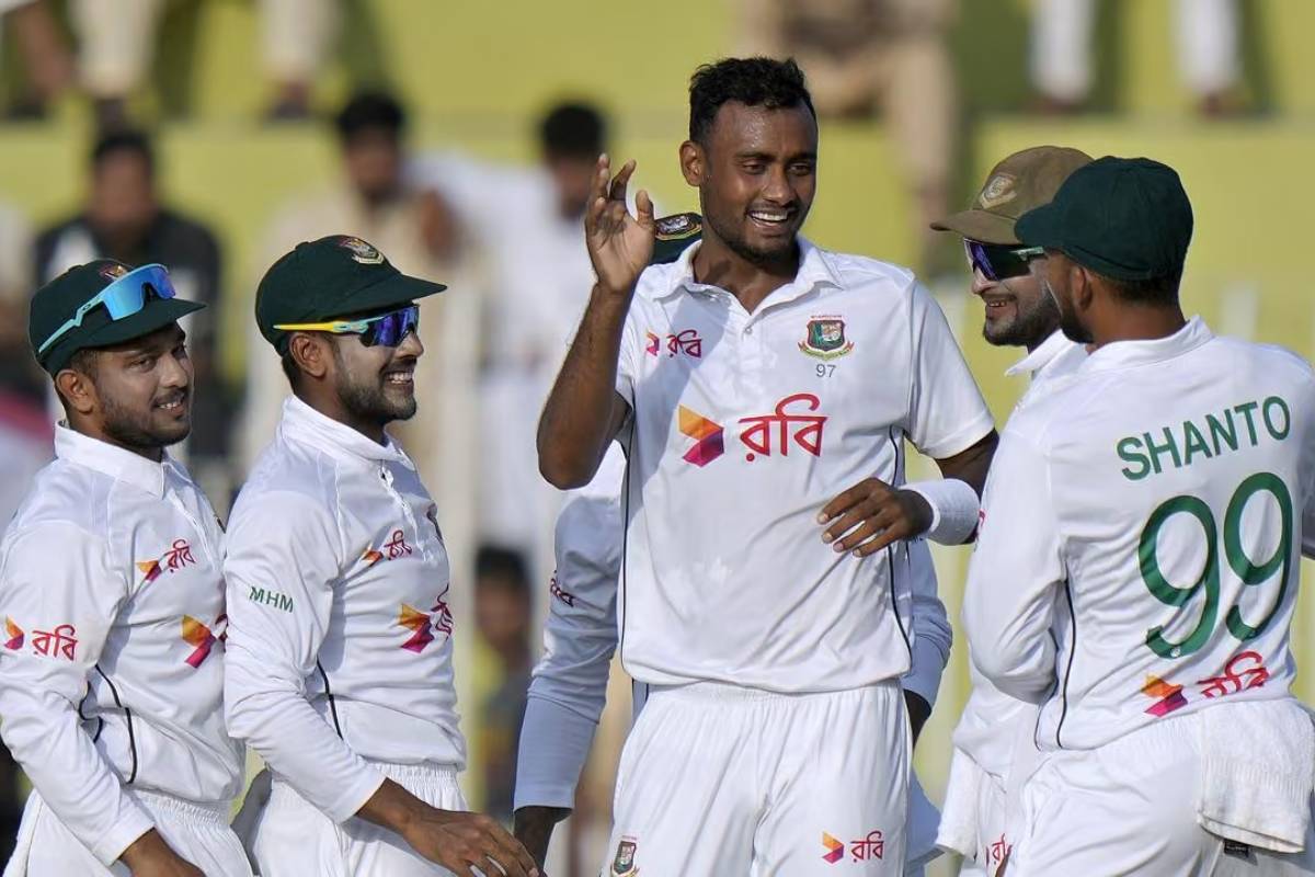 64 ஓட்டங்களில் சுருண்ட வங்கதேசம் - தடுமாறும் அவுஸ்திரேலியா | Bangladesh All Out In 64 Runs Vs Aus In 2Nd Test