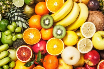 பழங்கள் சாப்பிடும்போது உஷாரா இருங்க...