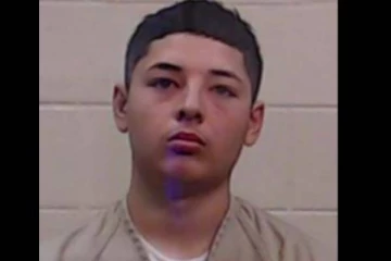 இளைஞனால் 2 ஆண்டுகளாக 12 வயது சிறுவனுக்கு நேர்ந்த கொடுமை! வெளியான புகைப்படம்