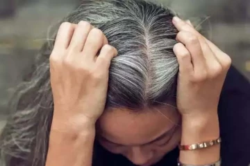 இளநரையினால் அதிகமாக கஷ்டப்படுகிறீர்களா? இந்த ஒரு பொருள் செய்யும் அற்புதம்