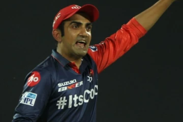 உங்களுக்கு ஒரு நியாயம், மத்தவுங்களுக்கு ஒரு நியாயமாடா? ஆஸ்திரேலிய அணி மீது கவுதம் கம்பீர் ஆவேசம்