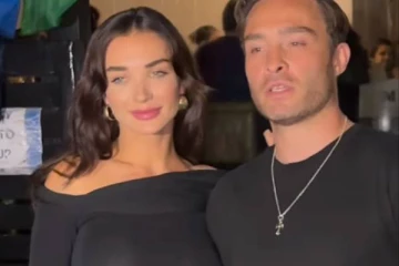 பொது இடத்துக்கு இப்படியா வர்றது!! காதலருடன் முகம் சுளிக்க வைத்த நடிகை எமி ஜாக்சன்