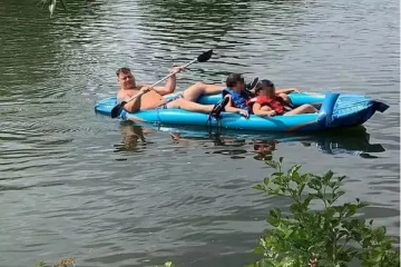 வேலையின் போது அடிபட்டதாக நஷ்ட ஈடு கேட்ட ஊழியர்! சுற்றுலா போன போட்டாவால் மாட்டிக்கொண்ட பரிதாபம்