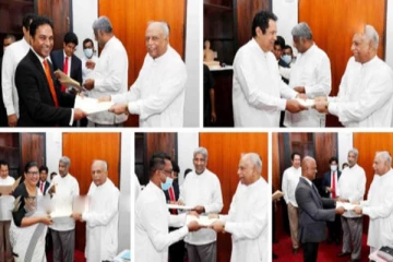 பிரதமர் தலைமையில் உதவி அரச அதிபர்கள் நியமனம்!