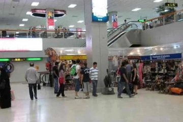 நாட்டை விட்டு வெளியேறப் போகும் பத்து இலட்சம் பேர் - வெளியான தகவல்