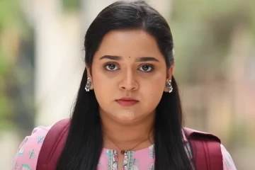 பாக்கியலட்சுமி சீரியல் இனியாவா இது? இந்த உடையில் அடையாளமே தெரியலையே