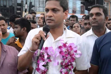 கோவிட் வைரஸை பரப்பும் எதிர்க்கட்சியினர்