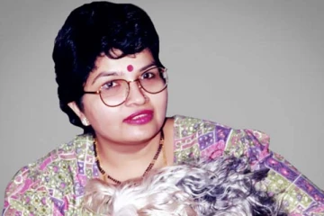 பிரபல தயாரிப்பாளரின் மனைவி திடீர் மரணம்... சோகத்தில் திரையுலகம்!