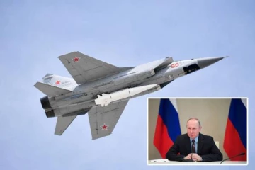 மேற்கு எல்லைக்கு நகர்த்தப்படும் ஹைப்பர்சோனிக் ஏவுகணைகள்... ரஷ்யாவின் அடுத்த குறி என்ன?