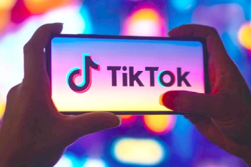 TikTok இந்தியா ஊழியர்களை மொத்தமாக பணிநீக்கம் செய்த சீனா