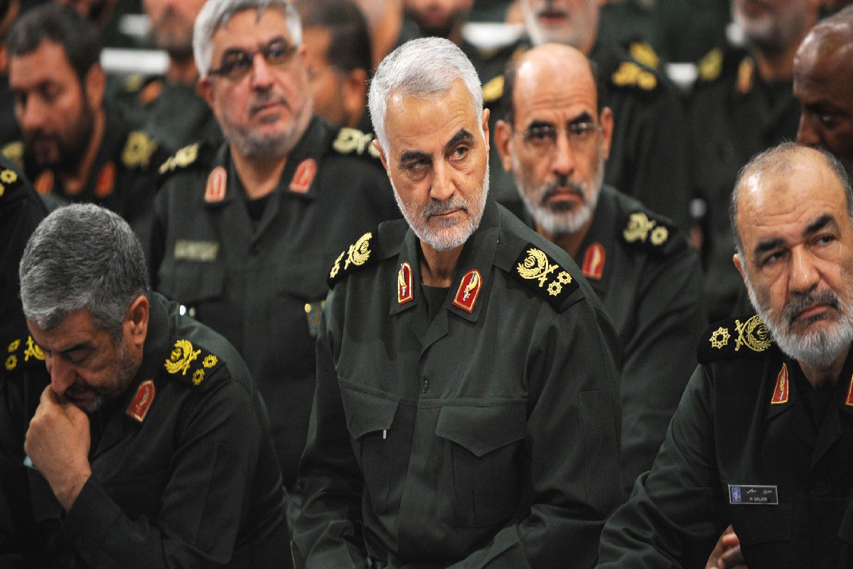 ஈரானின் சக்திவாய்ந்த மறைந்த இராணுவத்தளபதியின் மருமகள் மற்றும் பேத்தி அமெரிக்காவில் கைது | Us Arrests Relatives Iran General Soleimani ஈரானின் சக்திவாய்ந்த மறைந்த இராணுவத்தளபதியின் மருமகள் மற்றும் பேத்தி அமெரிக்காவில் கைது | Us Arrests Relatives Iran General Soleimani