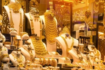 தங்கம் வாங்குவோருக்கு முக்கிய தகவல்: விலையில் ஏற்பட்ட திடீர் மாற்றம்