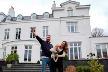 பிரித்தானியாவில் தொடர்ந்து லொட்டரி சீட்டு வாங்கியவருக்கு அடித்த அதிர்ஷ்டம்.. ஒரே இரவில் பல கோடிகளை அள்ளிய தம்பதி