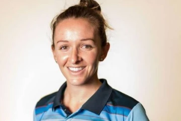 சென்னை சூப்பர் கிங்ஸ் அணிக்கு வெறித்தனமான ரசிகையாக இருக்கும் பிரபல பிரித்தானிய பெண்! யார் அவர்?