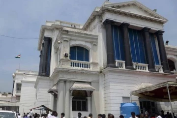 தமிழ்நாட்டில் ஐ.பி.எஸ் அதிகாரிகள்  இடமாற்றம்