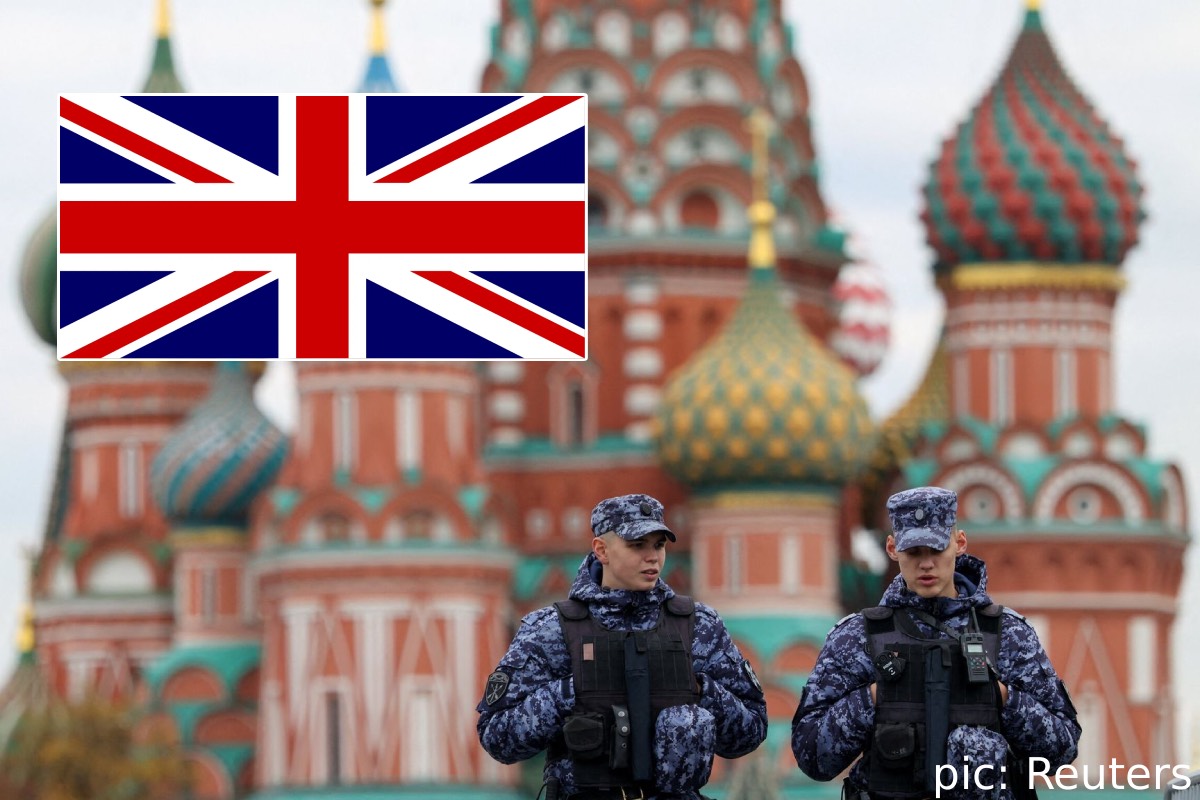 ரஷ்யாவில் உளவு பார்த்த பிரித்தானிய தூதர்?நாட்டை விட்டு வெளியேற 14 நாட்கள் கெடு | Moscow Expels Uk Diplomat Over Spying
