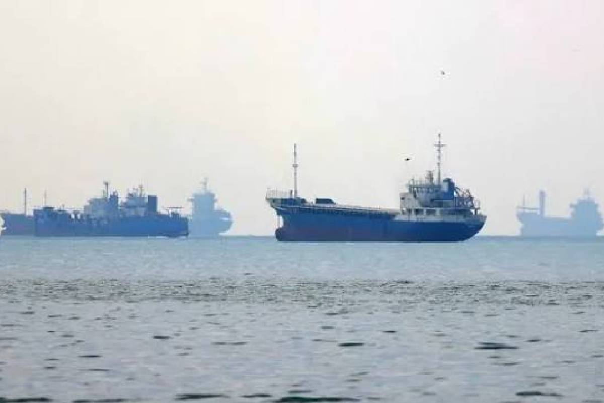 ஹோர்முஸ் மட்டும் இல்ல... அரபிக்கடலிலும் ஈரான்! ஹோர்முஸை தாண்டி விரியும் ஆதிக்கம் | New Maritime Border Restrictions Iran Announces