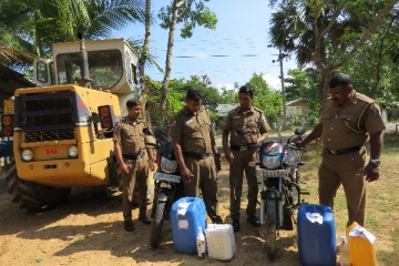 மட்டக்களப்பில் வெவ்வேறு சட்டவிரோத செயல்களுடன் தொடர்புடைய ஐவர் கைது (Video)