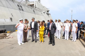 கொழும்பு துறைமுகத்தை வந்தடைந்த அமெரிக்க கப்பல்