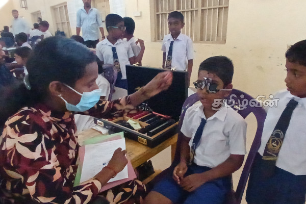 கிளிநொச்சியில் இடம்பெற்ற கண் சிகிச்சை முகாம் | Eye Treatment Camp Held In Kilinochchi கிளிநொச்சியில் இடம்பெற்ற கண் சிகிச்சை முகாம் | Eye Treatment Camp Held In Kilinochchi