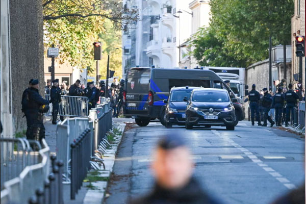 நான் நிரபராதி... சிறைக்குப் புறப்பட்ட பிரான்ஸ் முன்னாள் ஜனாதிபதி | Nicolas Sarkozy France Jail