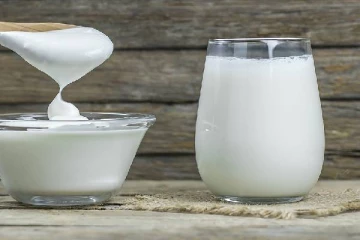 தயிர் மற்றும் பாலுடன் இந்த பொருட்களை சேர்த்திங்கனா அவ்வளவு தான்!