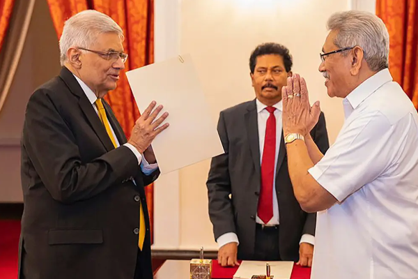 கோட்டாபயவுக்காக ரணில் போடும் அரசியல் முடிச்சு!! | Ranil Seeking To Save Gotabaya Sl Political Crisis