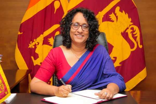 சாதாரண தர பரீட்சையில் சித்தியடைந்த மாணவர்களுக்கு நிதியுதவி | Fund To 300 Students Passed In The Ol Examination