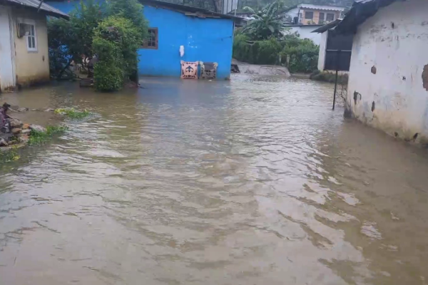 மலையகத்தில் அதிகரித்துள்ள வெள்ள நிலை | Increased Flood Levels In The Hills