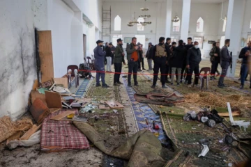 சிரியாவில் இடம்பெற்ற குண்டுவெடிப்பில் 8 பேர் பலி