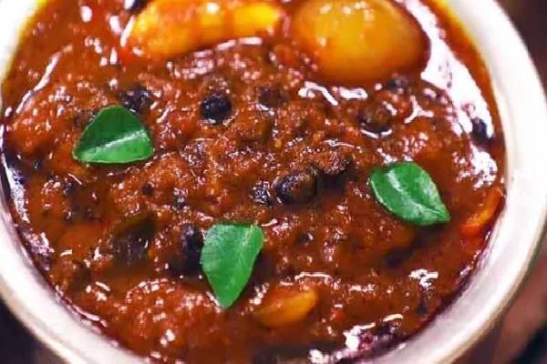 வயிற்றுப் புண்ணுக்கு அருமருந்தாகும் மணத்தக்காளி வத்த குழம்பு! இப்படி செய்து கொடுங்க | Manathakkali Vathal Kuzhambu Recipe And Benefits வயிற்றுப் புண்ணுக்கு அருமருந்தாகும் மணத்தக்காளி வத்த குழம்பு! இப்படி செய்து கொடுங்க | Manathakkali Vathal Kuzhambu Recipe And Benefits