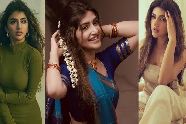 பராசக்தி திரைப்பட கெட்டப்: கிராமத்து slang இல் பேசி அசத்திய நடிகை ஸ்ரீலீலா! | Actress Sreeleela Parasakthi Interview Video பராசக்தி திரைப்பட கெட்டப்: கிராமத்து slang இல் பேசி அசத்திய நடிகை ஸ்ரீலீலா! | Actress Sreeleela Parasakthi Interview Video