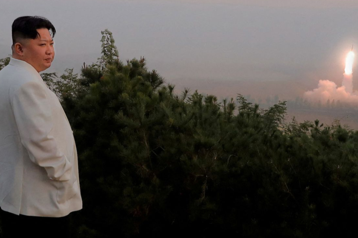 வடகொரியா புதிய பலிஸ்டிக் ஏவுகணை சோதனை; ஆட்டம் காட்டும் அதிபர் கிம்! | North Korea Conducts New Ballistic Missile Test வடகொரியா புதிய பலிஸ்டிக் ஏவுகணை சோதனை; ஆட்டம் காட்டும் அதிபர் கிம்! | North Korea Conducts New Ballistic Missile Test