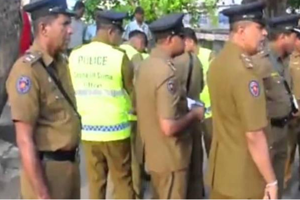 யாழில் மீண்டும் அரங்கேறிய கொடூர சம்பவம்... வைத்தியசாலையில் ஒருவர் | Jaffna Mallakam Hair Salon Sword Attack Person