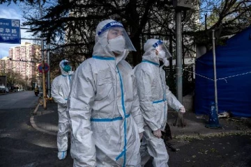 இன்னொரு பெருந்தொற்று... அமெரிக்கா மூடிமறைக்கும் ரகசியம்: புத்தாண்டு கணிப்புகளை வெளியிட்ட வாழும் நாஸ்ட்ராடாமஸ்