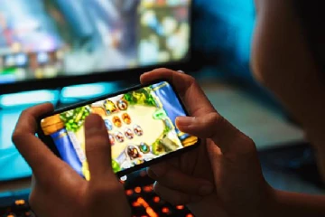 12 வயது  மாணவனின் உயிரைப் பறித்த கைபேசி