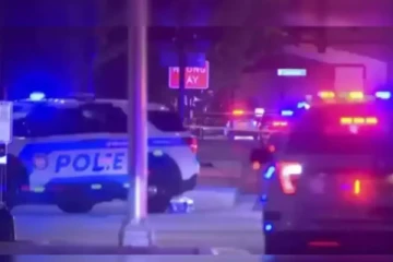 அமெரிக்காவில் இடம்பெற்ற துப்பாக்கிச்சூட்டில் இருவர் பலி