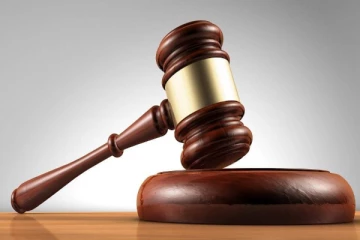 முன்னாள் கடற்படைத் தளபதிக்கு நீதிமன்றம் பிறப்பித்த உத்தரவு