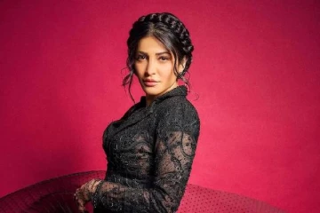 அன்பானவர், மிகவும் கூலானவர்.. ஸ்ருதி ஹாசன் பாராட்டும் அந்த டாப் நடிகர் இவரா?