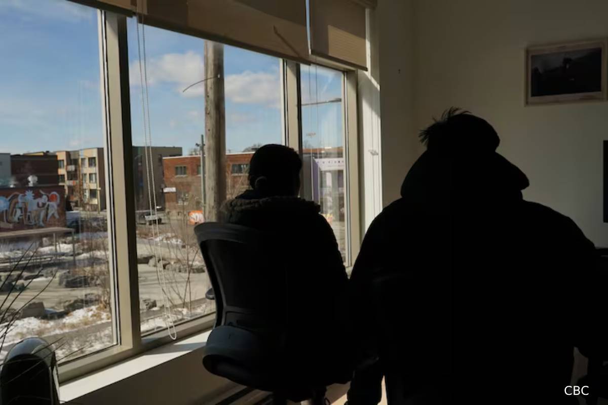 கனடாவிலிருந்து குழந்தையுடன் நாடுகடத்தப்படும் இந்தியர்: கண்ணீரில் மனைவி | Indian To Deport From Canada With Son Afterdivorce