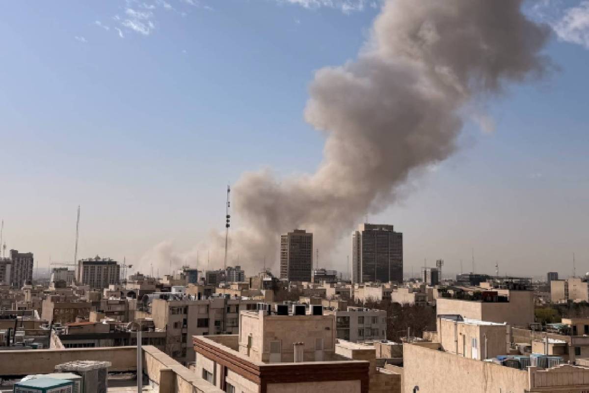 அமெரிக்க–இஸ்ரேல் தாக்குதல் எதிரொலி ; ஸ்பெயின் கடும் கட்டுப்பாடு | Us Israeli Attack Spain Control அமெரிக்க–இஸ்ரேல் தாக்குதல் எதிரொலி ; ஸ்பெயின் கடும் கட்டுப்பாடு | Us Israeli Attack Spain Control