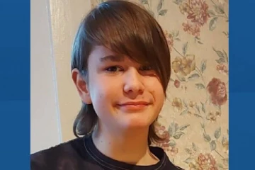 கனடாவில் இளம்பெண் தொடர்பில் புகைப்படம் வெளியிட்டு கோரிக்கை