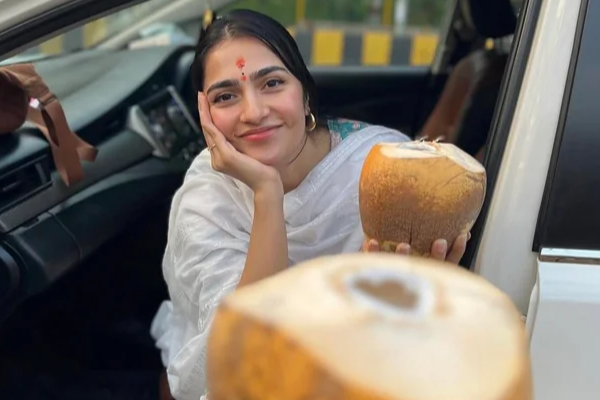 நடிகை ருக்மிணி வசந்தின் 29வது பிறந்தநாள்.. அவரை பற்றி பலருக்கும் தெரியாத 8 Facts | 8 Facts About Actress Rukmini Vasanth நடிகை ருக்மிணி வசந்தின் 29வது பிறந்தநாள்.. அவரை பற்றி பலருக்கும் தெரியாத 8 Facts | 8 Facts About Actress Rukmini Vasanth