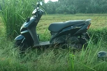 'කොස් මල්ලි'ගේ අයකැමියා ඝාතනය කළ යතුරුපැදිය පන්නිපිටියෙන්